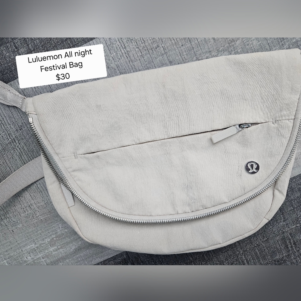 lululemon athletica Gray Festival Bag